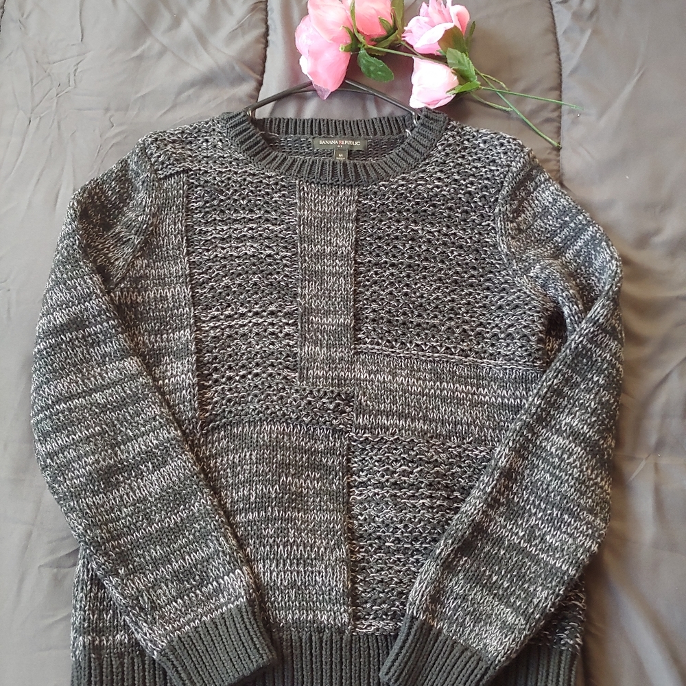 Women's sweater
